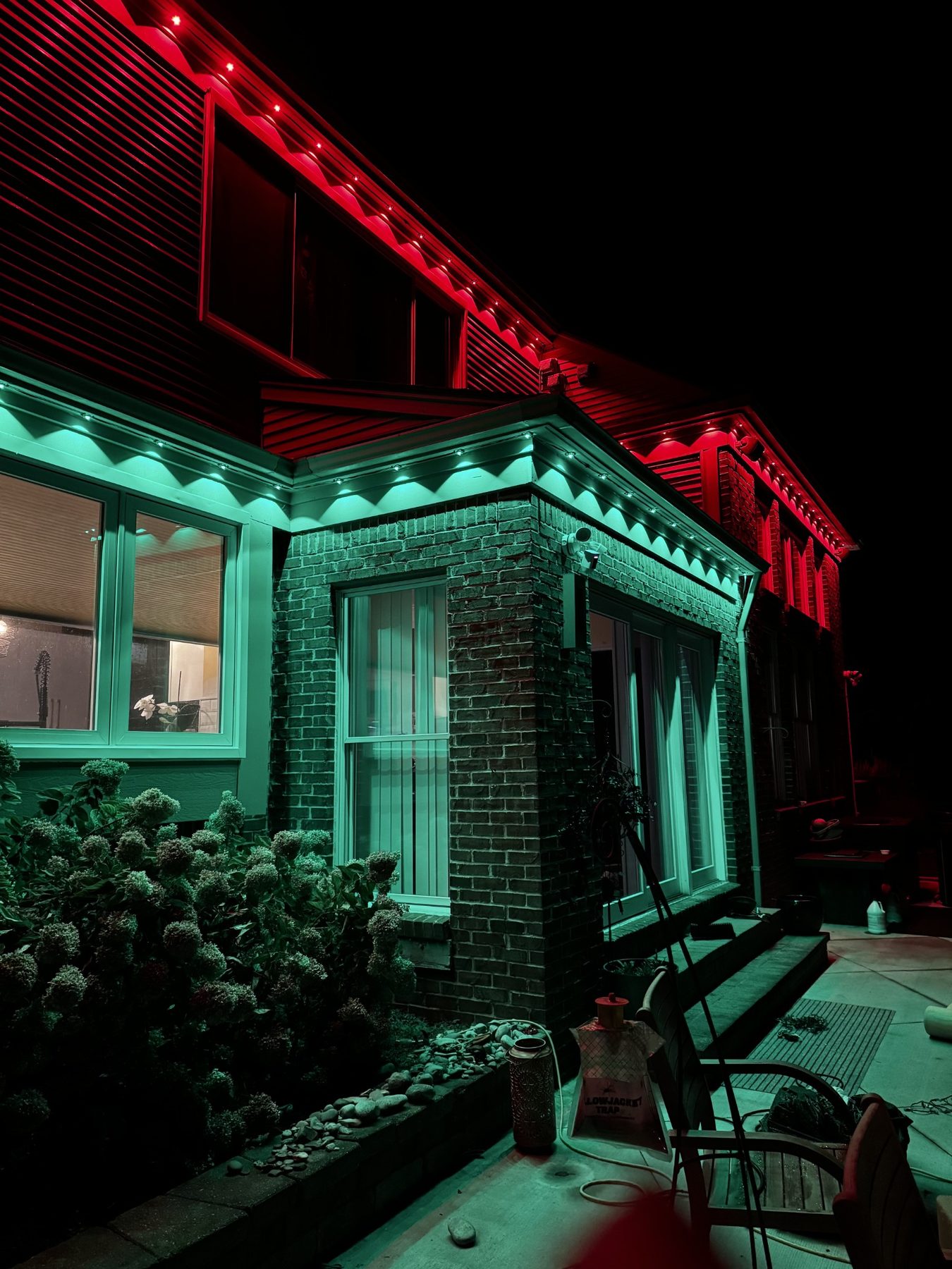 Exterior home lighting installation